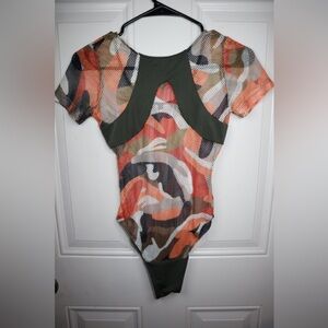 Multi Abstract Print Cut Out Short Sleeve short sleeve swimsuit SIZE MEDIUM